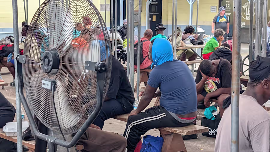 Summer heat tough to escape for Orlando’s homeless people, aid groups